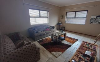 3 Bedroom House For Sale in Meersig