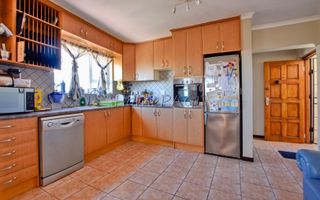 3 Bedroom Apartment/Penthouse For Sale in Swakopmund Central...