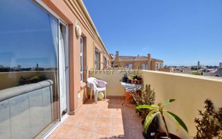 3 Bedroom Apartment/Penthouse For Sale in Swakopmund Central...