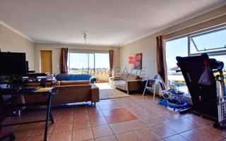 3 Bedroom Apartment/Penthouse For Sale in Swakopmund Central...