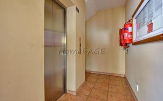 3 Bedroom Apartment/Penthouse For Sale in Swakopmund Central...