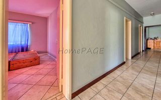 5 Bedroom House For Sale in Lagoon