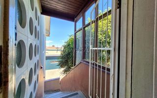 5 Bedroom House For Sale in Lagoon