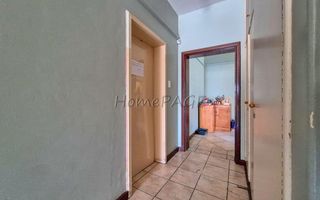 5 Bedroom House For Sale in Lagoon