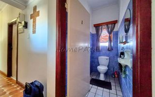 5 Bedroom House For Sale in Lagoon