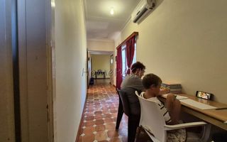 5 Bedroom House For Sale in Lagoon