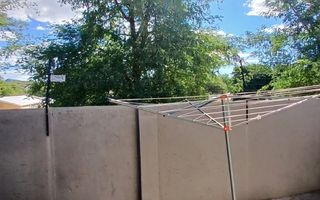 2 Bedroom Apartment/Penthouse For Sale in Pionierspark Ext 1...