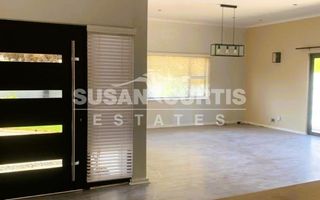 3 Bedroom House For Sale in Oranjemund