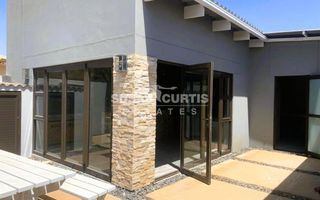 3 Bedroom House For Sale in Oranjemund