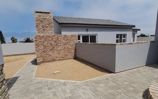 5 Bedroom House For Sale in Ocean View, Swakopmund