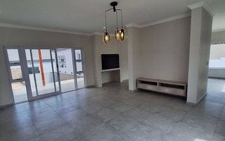 5 Bedroom House For Sale in Ocean View, Swakopmund