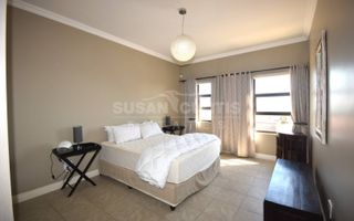 3 Bedroom House To Rent in Dolphin Beach