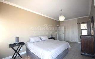 3 Bedroom House To Rent in Dolphin Beach