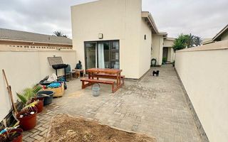 1 Bedroom House To Rent in Meersig