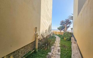 2 Bedroom Apartment / Penthouse To Rent in Long Beach
