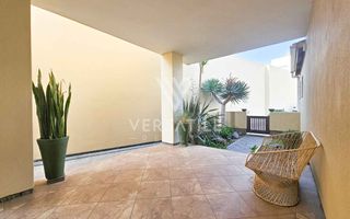 2 Bedroom Apartment / Penthouse To Rent in Long Beach