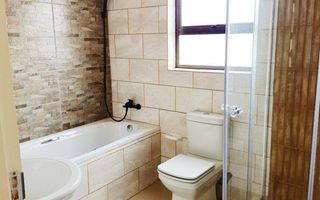 3 Bedroom House For Sale in Meersig