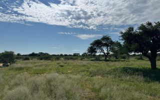 Small Holding / Plot For Sale in Hochfeld