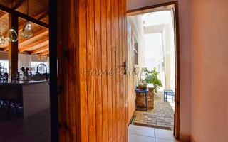 8 Bedroom House For Sale in Mile 4 Extension 1, Swakopmund