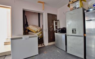 8 Bedroom House For Sale in Mile 4 Extension 1, Swakopmund