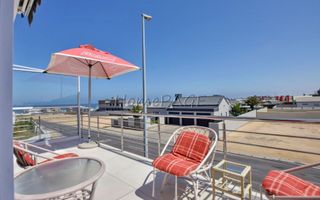 8 Bedroom House For Sale in Mile 4 Extension 1, Swakopmund