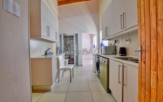 8 Bedroom House For Sale in Mile 4 Extension 1, Swakopmund