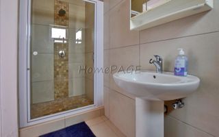 8 Bedroom House For Sale in Mile 4 Extension 1, Swakopmund