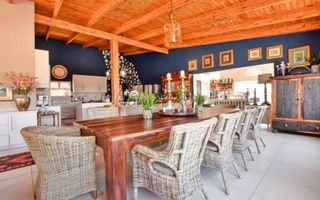 8 Bedroom House For Sale in Mile 4 Extension 1, Swakopmund