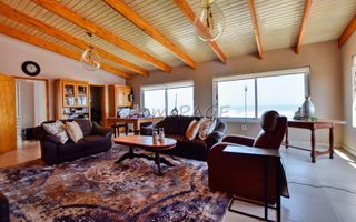 8 Bedroom House For Sale in Mile 4 Extension 1, Swakopmund