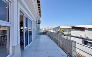 8 Bedroom House For Sale in Mile 4 Extension 1, Swakopmund