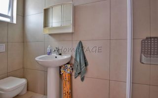 8 Bedroom House For Sale in Mile 4 Extension 1, Swakopmund