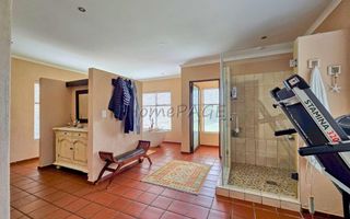 4 Bedroom House For Sale in Walvis Bay Central