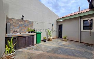 4 Bedroom House For Sale in Walvis Bay Central