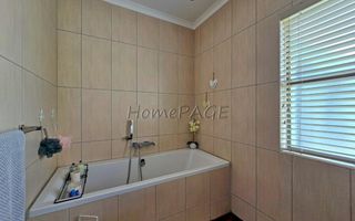4 Bedroom House For Sale in Walvis Bay Central