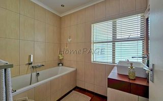 4 Bedroom House For Sale in Walvis Bay Central