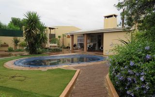 4 Bedroom House For Sale in Pioneerspark, Windhoek