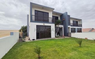5 Bedroom House For Sale in Dolphin Beach