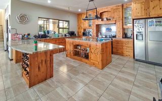 5 Bedroom House For Sale in Dolphin Beach