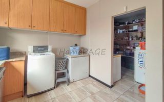 5 Bedroom House For Sale in Dolphin Beach