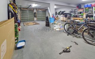 5 Bedroom House For Sale in Dolphin Beach