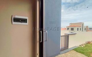 5 Bedroom House For Sale in Dolphin Beach