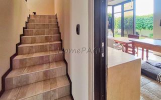 5 Bedroom House For Sale in Dolphin Beach