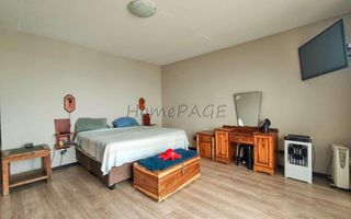 5 Bedroom House For Sale in Dolphin Beach