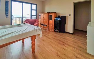 5 Bedroom House For Sale in Dolphin Beach