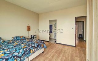 5 Bedroom House For Sale in Dolphin Beach