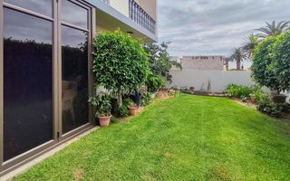 5 Bedroom House For Sale in Dolphin Beach