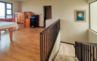 5 Bedroom House For Sale in Dolphin Beach