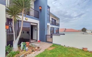 5 Bedroom House For Sale in Dolphin Beach
