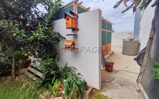 5 Bedroom House For Sale in Dolphin Beach