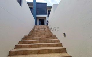 5 Bedroom House For Sale in Dolphin Beach